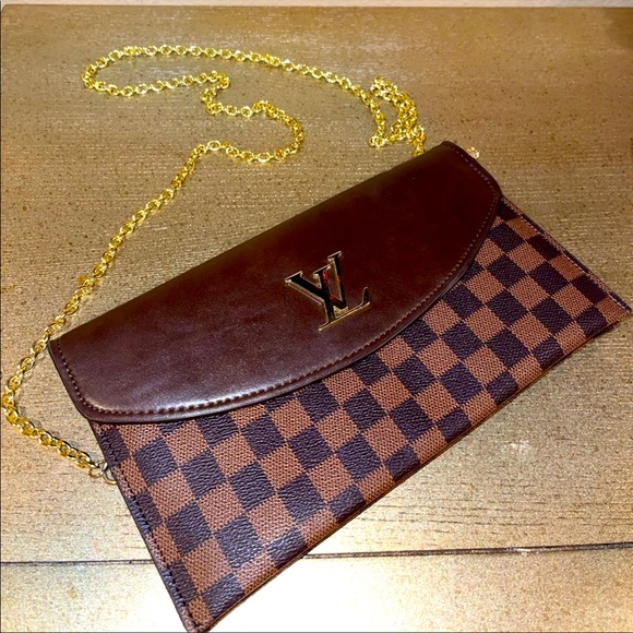 Handbags - 🌹FINAL MARKDOWN ENVELOPE STYLE CLUTCH/SHOULDER BAG